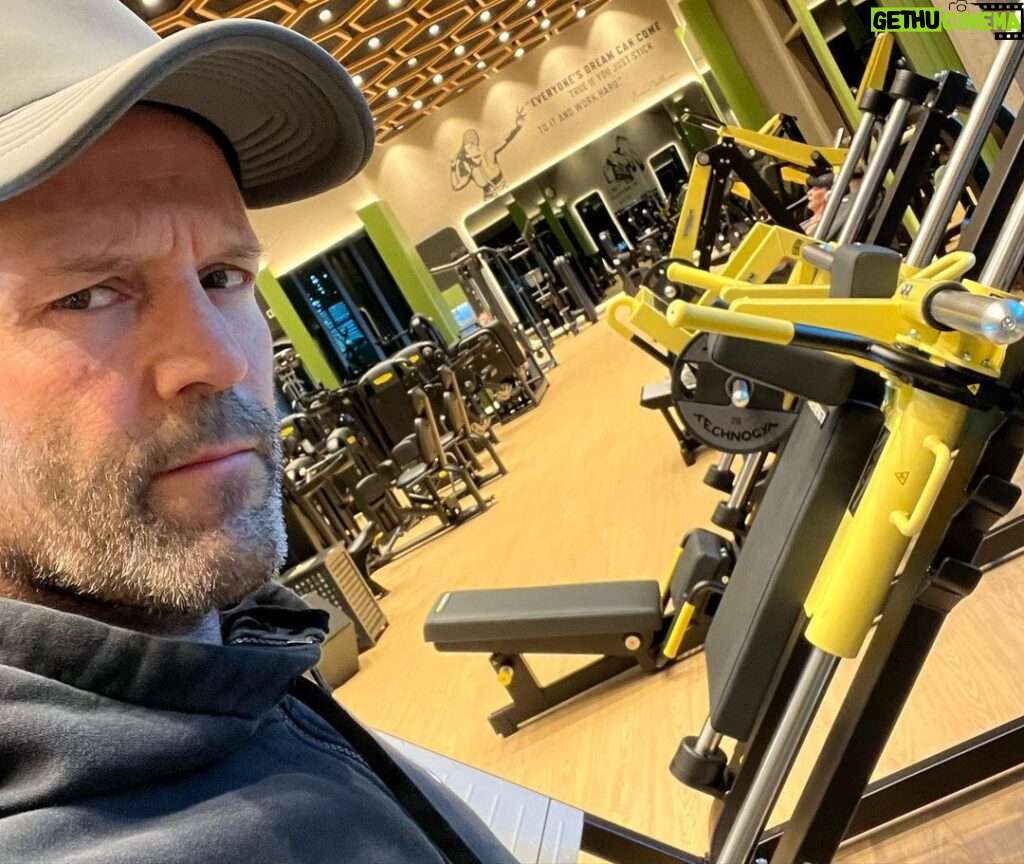 Jason Statham Instagram - Great to be back @regnumcarya A massive thanks to my good friend @alisafakozturk The Regnum is slowly becoming our second home!
