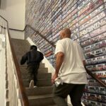 Jason Statham Instagram - A massive respect to @mrgoldie putting the paint on live and letting us listen in to stories from the graffiti days! 💥 An incredible show…..Beyond The Streets @saatchi_gallery @rogergastman