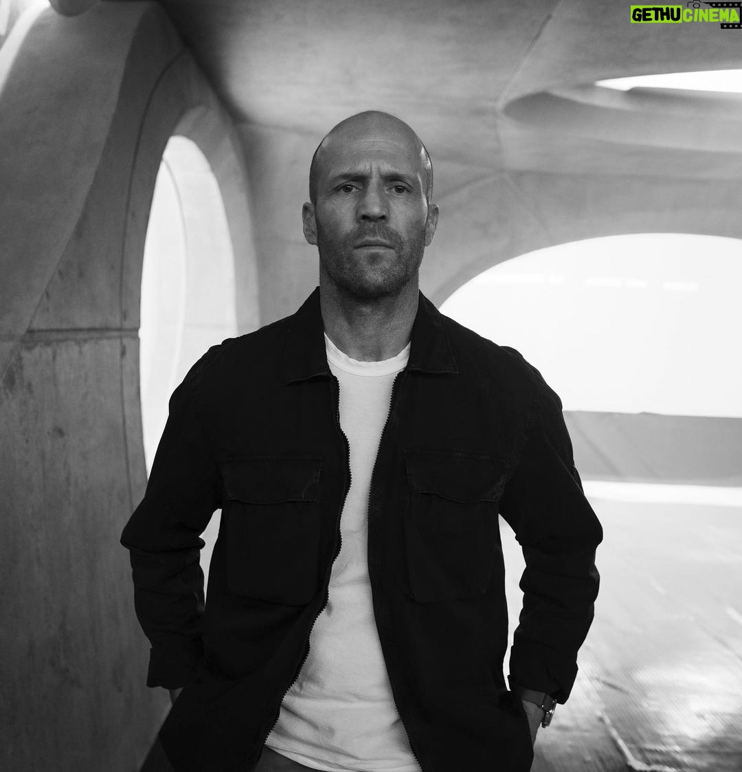 Jason Statham Instagram - #Meg2 📷 @danielsmithphotography