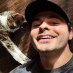 Jayson Blair Instagram - It's the little things we take for granted. It could be a moment, a look, a smile someone gives you. The fact that you have food when many do not. Let's open the doors to loving each other right now. There's a lot going on... This is just a reminder to be gentle with yourself y'all! #begentlewithyourself #love #catlife