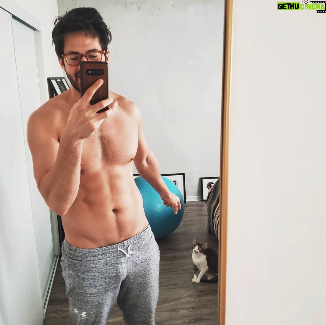 Jayson Blair - 8K Likes - Even my cat is annoyed by me in #quarantine SWIPE > 🥰
Do your part and stay indoors and keep those you love safe. Do not spread this virus please. The sooner we STOP socializing, the sooner this will all end. Love y'all.