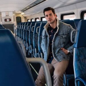 Jayson Blair Instagram - Happy Friday y'all! Anyone got fun plans for the weekend?