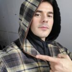 Jayson Blair Instagram - Catch me on 911 on FOX tonight! Had a blast filming with these people. Swipe left to see some pics from set. Fox Studios