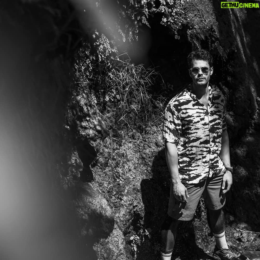 Jayson Blair - 2.9K Likes - Which ones your favorite? 1,2,3,or 4.
I say 2
Had a blast hiking Escondido Falls in Malibu Canyon. Love these @darntoughvermont socks. kept me cool and dry 📷 @shelbytwhite
#malibu