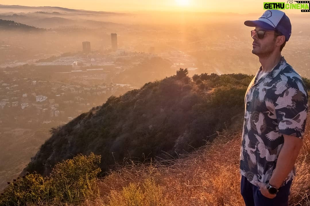 Jayson Blair - 3.3K Likes - Who has hiked to the wisdom tree? Woof, that was more intense than I was expecting. 📷 @shelbytwhite