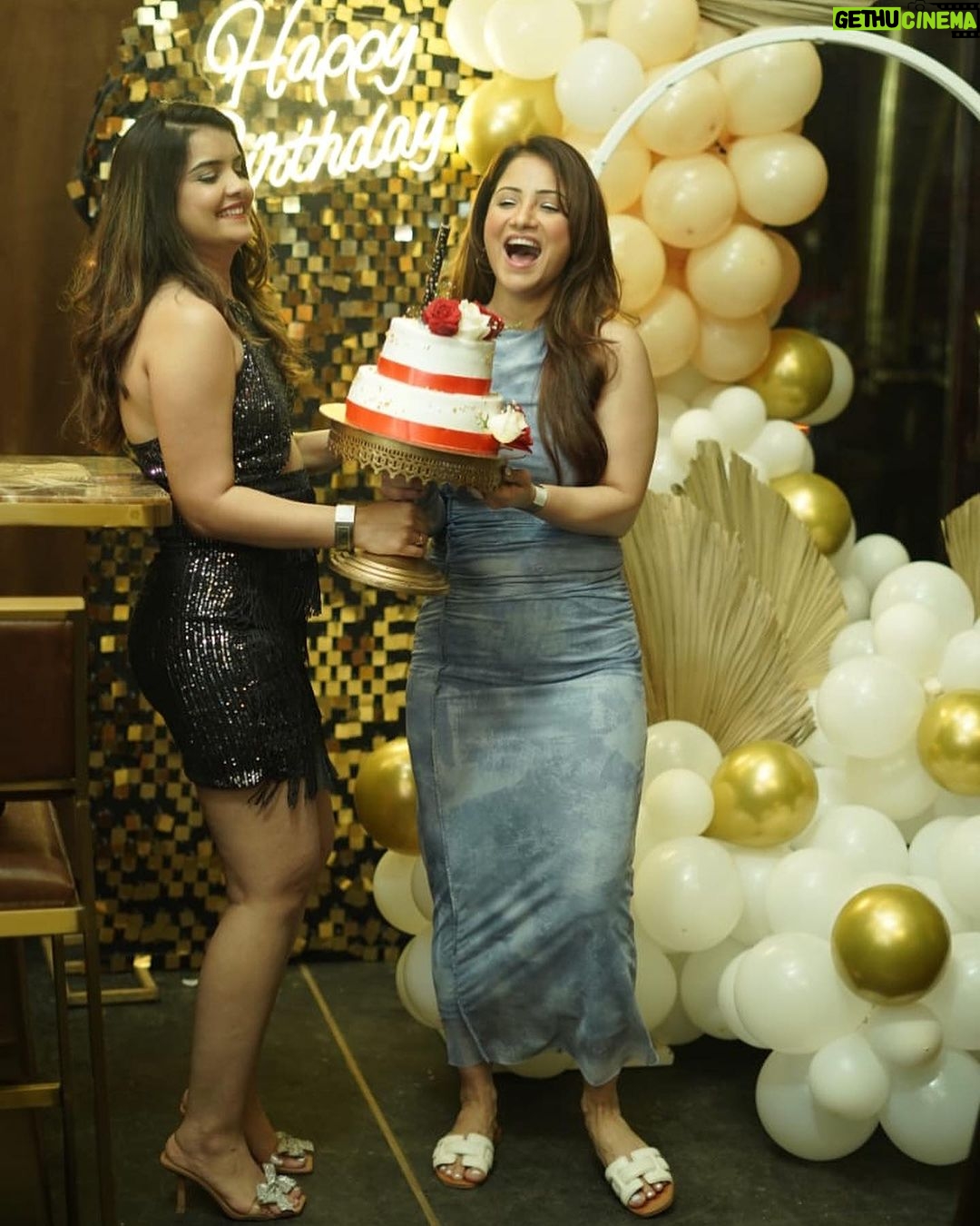 Jazz Sodhi - 0.9K Likes - Happy birthday to my sweetheart ❤️🥳🍾🎂🥂💞🌸photo credit @deepanshunara24 ❤️🍾