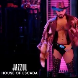 Jazzul Escada Instagram - Save a horse and ride this cowboy. @legendarymax 
🤠👕: @jwujek