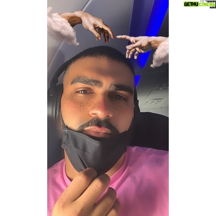 Jazzul Escada Instagram - “Lemme get a number 2, with some Mac sauce On The Run Tour, with my mask off I'm feelin' myself”