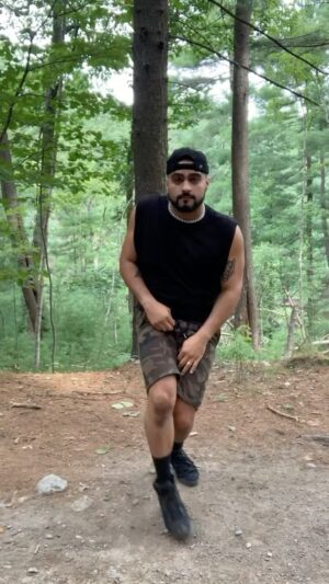 Jazzul Escada Instagram - I loveee hiking 🥾 . I mean look at the material. 🌳 🌲 🍃 💧 It was a beautiful day! 

#lgbt #hiking #hikingadventures #dance #vogue #afrobeats #nature