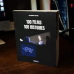 Jean-Baptiste Toussaint Instagram - Je suis heureux de vous annoncer que mon premier livre sort le 28 Janvier. J’y dresse une liste de 100 films qui m’ont accompagné de mon enfance à aujourd’hui en tentant d’expliquer, parfois à travers des histoires personnelles, pourquoi le cinéma tient une place aussi importante dans ma vie. Il y a également à l’intérieur plus de 500 anecdotes dignes d’un TABS ou d’un Videostore. Une vidéo sortira bientôt pour expliquer plus en détail son contenu mais sachez qu’il est d’ores et déjà disponible en précommande sur la Fnac, Amazon ou dans les librairies proches de chez vous. Je tiens enfin à vous remercier car c’est aussi en partie grâce à vous que ce livre existe. Hâte d’avoir vos retours.