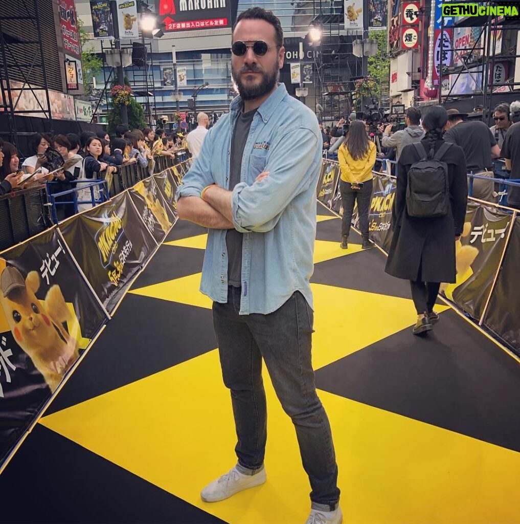 Jean-Baptiste Toussaint Instagram - Business casual 📸 @ohsarabeth Tokyo, Japan