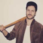 Jean-Baptiste Toussaint Instagram - PS : absolument personne n’a eu peur durant la séance photo quand j’ai effectué cette pose.
