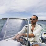 Jean-Baptiste Toussaint Instagram - Lui ? C’est Kyle Johnson. Le détective privé le plus chevronné qu’ait connu cette foutue ville de Los Angeles. Los Angeles, California