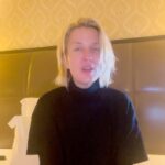 Jeanne Added Instagram - @jonimitchell + hotel room = « free man in Paris », je rentre à Paris demain, vacances express, see you this weekend on the road: - Vendredi 4/11 ORLÉANS @astrolabe_orleans (Espace Georges Sand, Chécy) - Samedi 5/11 CHEMILLE @les_zeclectiques - Dimanche 6/11 LA ROCHE SUR YON @quaim_lrsy