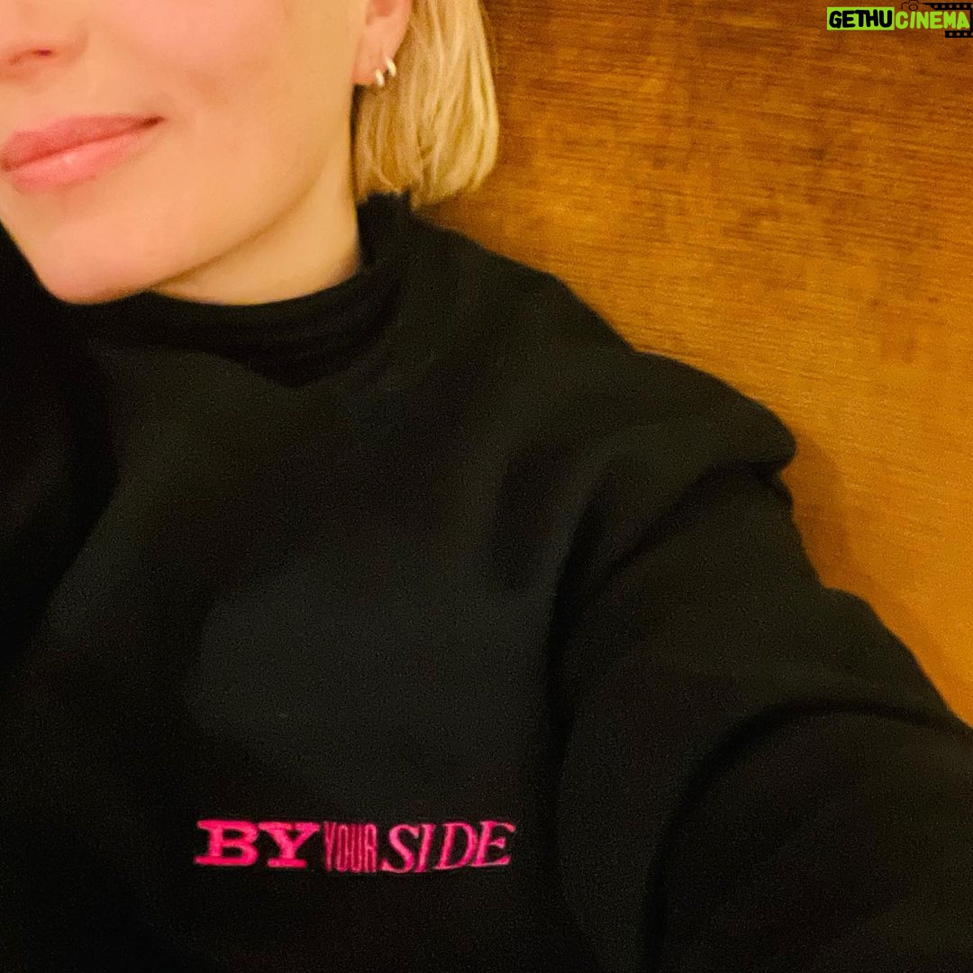 Jeanne Added Instagram - WE ARE BACK ON TOUR!! Toutes les dates jusqu’à juin, la suite (meaning les festivals d’été 🥰) arrive bientôt, TELLEMENT HÂTE DE VOUS RETROUVER 💘💘💘💘💘 à tout de suite baby 😘 Everywhere