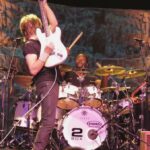 Jeff Beck Instagram - What songs do you want rock to at tonight’s show in Atlanta? #JeffBeck #Buddyguy #tour #rocknroll Photo: Drbeckology