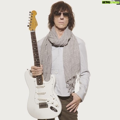 Jeff Beck Instagram - Stratocaster #JeffBeck #Stratocaster #guitarist #guitarsofinstagram