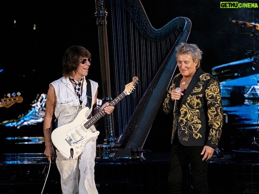 Jeff Beck Instagram - More shots from the @hollywoodbowl show, including a backstage shot of Jeff, @sirrodstewart, and Johnny Depp! 📸: @rosshalfin Hollywood Bowl