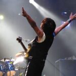 Jeff Beck Instagram - Five U.S. solo shows have been announced for this September! Jeff will be joined by Vinnie Colaiuta on drums, Rhonda Smith on bass, Jimmy Hall on vocals and cellist Vanessa Freebairn-Smith. Visit jeffbeck.com for more info. 🎸