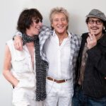 Jeff Beck Instagram - More shots from the @hollywoodbowl show, including a backstage shot of Jeff, @sirrodstewart, and Johnny Depp! 📸: @rosshalfin Hollywood Bowl