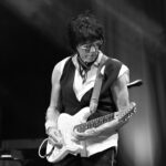 Jeff Beck Instagram - Check out these shots from last night’s show in Port Chester at @capitoltheatre! Photos: @tischmanrocks