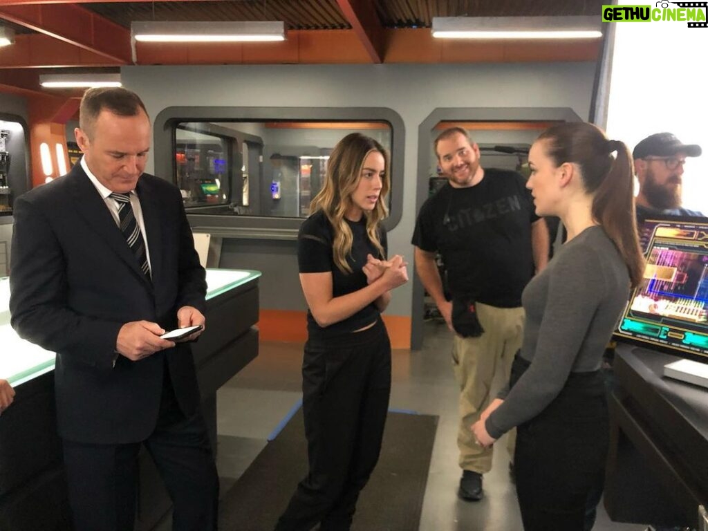 Jeff Ward Instagram - @lil_henstridge’s episode of shield is tonight. It was a privilege to be in her debut, and it’s going to be the first of many 📺