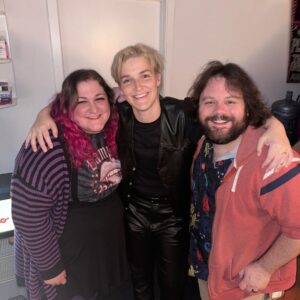 Jen Sutphin Instagram - Meemaw and Peepaw visit Chicago (with an appearance by Semler) & seriously thank you to all the Jennonites who said hi to us last night! Make sure to tag us in your photos! And extra special thanks to @gracebaldridge and @imani_graham for such a kickass show 😇🤘🏼
