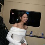 Jennie Kim Instagram - A huge honor to receive the Honorary MBEs and attend the South Korea-UK State Banquet at the Buckingham Palace🎖️💂‍♀️
