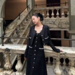 Jennie Kim Instagram - A huge honor to receive the Honorary MBEs and attend the South Korea-UK State Banquet at the Buckingham Palace🎖️💂‍♀️