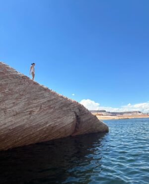 Jennie Kim Instagram - Dear Lake Powell. I shall be back 💌