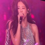 Jennie Kim Instagram - No better way to end the U.S encore tour than in the City of Angels🧚‍♂️ LA thank you for an amazing night 🎀 So much loveeee for our BLINKS all around the world💕