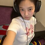 Jennie Kim Instagram - 🎀 yozum 🎀
