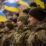 Jennifer Aniston Instagram - Thinking about the women and girls in Ukraine and around the world who are heroically fighting for their country and people today — as soldiers, as mothers, as organizers, as refugee caretakers, as protesters, as journalists... To these women risking their lives in Ukraine and in neighboring countries: you’re incredible and the whole world is behind you 🙏🏼 I know it’s difficult to figure out what the best ways to support are, so I’m linking some resources and ways to join in supporting these women through donations here (and in my stories!!). 🇺🇦💙#InternationalWomensDay ⁣⁣ ⁣⁣ ⁃ Come Back Alive (@savelife.in.ua) is a Kyiv based organization that allows you to donate to directly support the Ukrainian soldiers with immediate necessities, food, supplies: (www.comebackalive.in.ua/donate)⁣⁣ ⁣⁣ ⁃ @wckitchen is running food across borders 24/7 for families (primarily women and children) in Ukraine - and also providing food to refugee camps in neighboring countries like Poland and Romania: (www.wck.org) ⁣⁣ ⁣⁣ ⁃ @careorg is focusing on supporting women and families with emergency food, water shelter, hygiene kits: (www.care.org) ⁣⁣ ⁣⁣ ⁃ @redcrossukraine is supporting with food, shelter and medical aid to families who have stayed in Ukraine: (www.redcross.org.ua/donate)⁣ ⁣⁣ ⁃ @americares has a team in Poland supporting the health needs of families caught in the violence and fleeing Ukraine including medicine and medical supplies (www.americares.org)