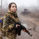 Jennifer Aniston Instagram - Thinking about the women and girls in Ukraine and around the world who are heroically fighting for their country and people today — as soldiers, as mothers, as organizers, as refugee caretakers, as protesters, as journalists... To these women risking their lives in Ukraine and in neighboring countries: you’re incredible and the whole world is behind you 🙏🏼 I know it’s difficult to figure out what the best ways to support are, so I’m linking some resources and ways to join in supporting these women through donations here (and in my stories!!). 🇺🇦💙#InternationalWomensDay ⁣⁣ ⁣⁣ ⁃ Come Back Alive (@savelife.in.ua) is a Kyiv based organization that allows you to donate to directly support the Ukrainian soldiers with immediate necessities, food, supplies: (www.comebackalive.in.ua/donate)⁣⁣ ⁣⁣ ⁃ @wckitchen is running food across borders 24/7 for families (primarily women and children) in Ukraine - and also providing food to refugee camps in neighboring countries like Poland and Romania: (www.wck.org) ⁣⁣ ⁣⁣ ⁃ @careorg is focusing on supporting women and families with emergency food, water shelter, hygiene kits: (www.care.org) ⁣⁣ ⁣⁣ ⁃ @redcrossukraine is supporting with food, shelter and medical aid to families who have stayed in Ukraine: (www.redcross.org.ua/donate)⁣ ⁣⁣ ⁃ @americares has a team in Poland supporting the health needs of families caught in the violence and fleeing Ukraine including medicine and medical supplies (www.americares.org)