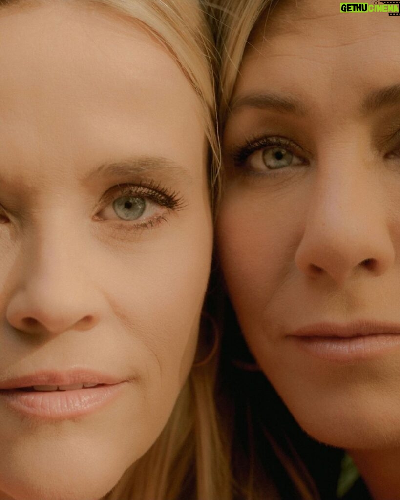 Jennifer Aniston Instagram - My sister, friend, rad partner, collaborator @reesewitherspoon and I talking about building @themorningshow season 2 mid-pandemic. Thank you @nytimes (@sarahlyall33) for this conversation. Grateful for our team and this crew for their hard hard work, sensitivity, and commitment to telling this story with care - and shooting it safely. ❤️ 🙏🏼 We have learned so much. @themorningshow @appletv