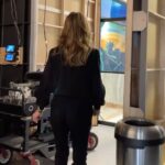 Jennifer Aniston Instagram - We. are. BACK! 🥳 Season 2 of @themorningshow is here and we’re excited to hand it over to you. In the meantime…a little iPhone drop for your entertainment ❤️👈🏼And yes. Alex gets a dog. FINALLY 🥰🐾👊🏼But that’s just the beginning…