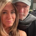 Jennifer Aniston Instagram - Still basking in all the love from the #FriendsReunion. Thank you each and every one of you ❤️⁣ ⁣ Swipe for... The bazillionth selfie taken with the five of us... When two TOTALLY different worlds collide - @_schwim_’s face says it all ☺️ ... The legend himself, our director of the first season, Papa James Burrows 💞🥰