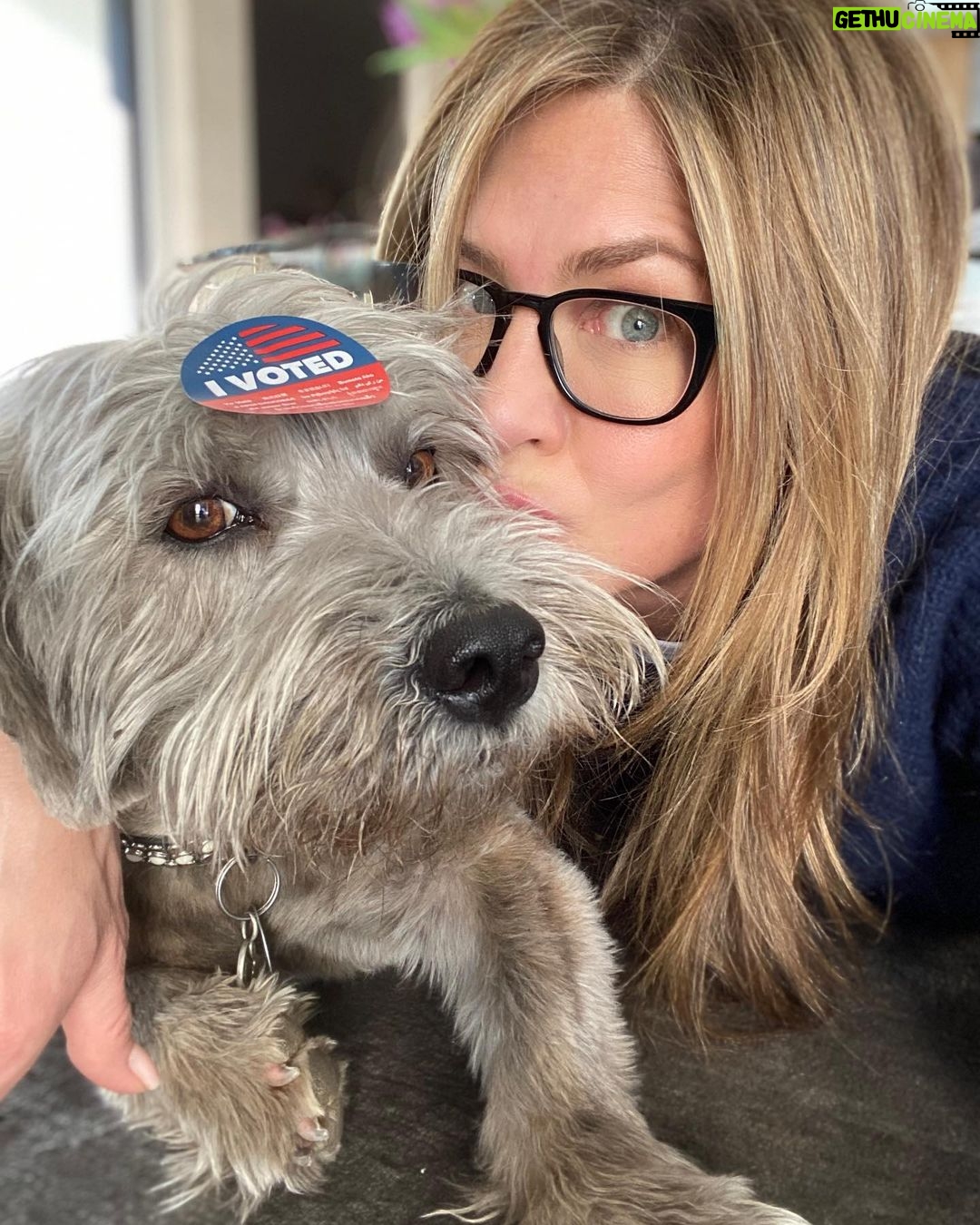 Jennifer Aniston - 4.2 Million Likes - EVERY VOTE COUNTS 😉🐾❤️