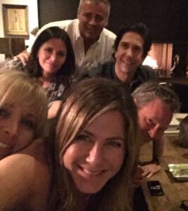 Jennifer Aniston Instagram - And now we’re Instagram FRIENDS too. HI INSTAGRAM 👋🏻