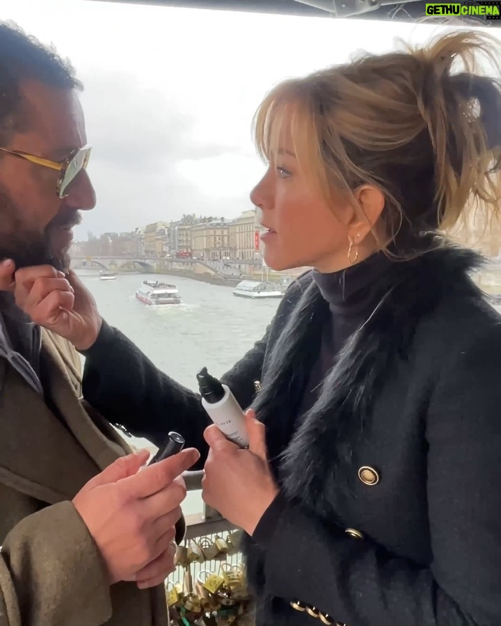 Jennifer Aniston Instagram - Our @lolavie minis have arrived! (launching today) @adamsandler approved ✔️🧔🏻♂️❤️🥰