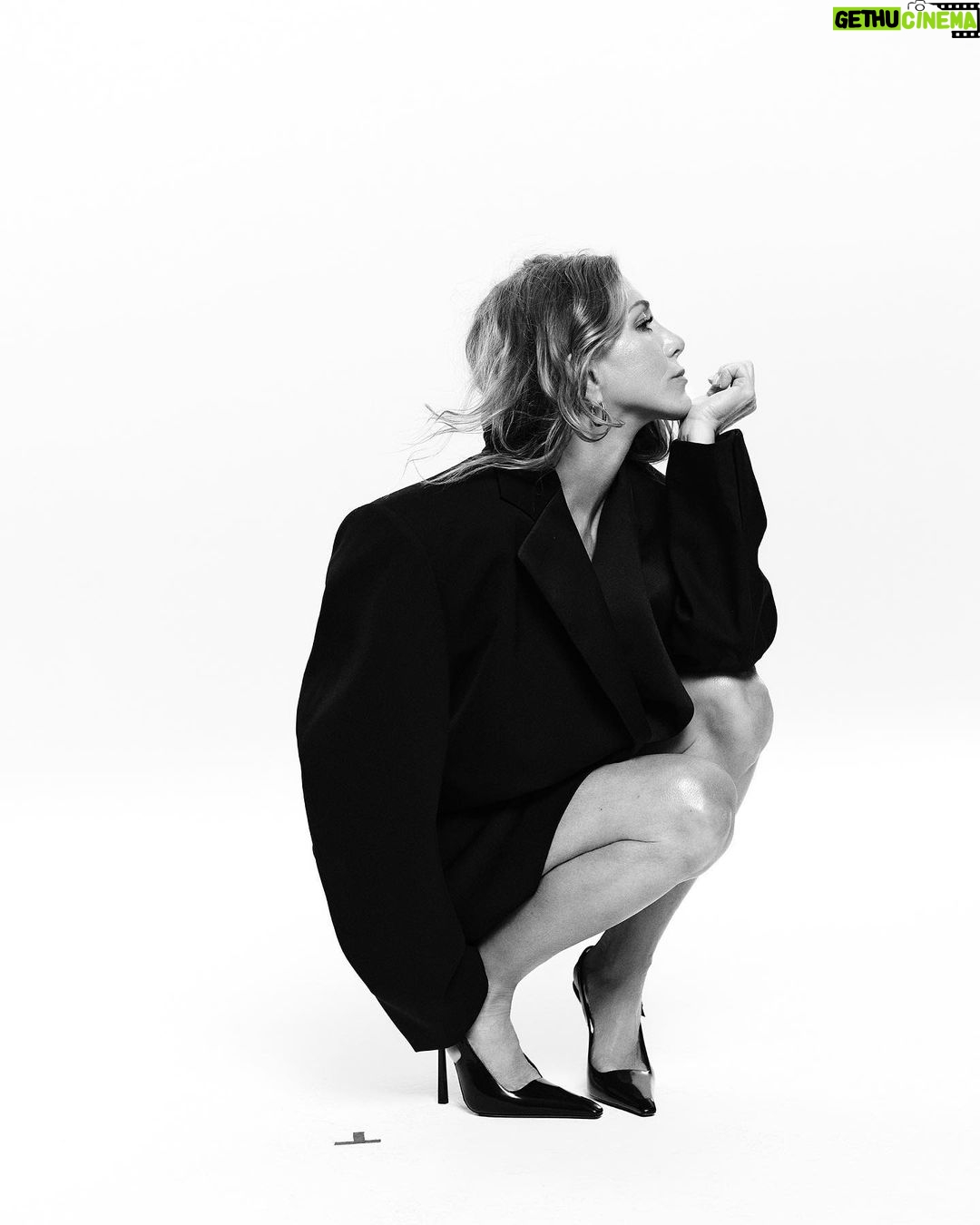 Jennifer Aniston Instagram - @carineroitfeld this was a dream come true to work with you 😘 And the incredible @zoeygrossman 📸❤️ The ridiculously talented hair and makeup team…. @mrchrismcmillan and @georgieeisdell.