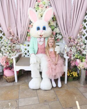 Jennifer Finnigan Instagram - Happy Easter and Passover cuties!!!!!!!! Sending lots of Bunny Love to everyone out there 💕💕🐰🐰!!!