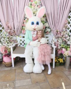 Jennifer Finnigan Instagram - Happy Easter and Passover cuties!!!!!!!! Sending lots of Bunny Love to everyone out there 💕💕🐰🐰!!! Los Angeles, California