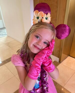 Jennifer Finnigan Instagram - Happy Mother’s Day, amazing, hardworking, loving Mammas. Basking in gratitude that this crazy kid chose me to be her mom. She teaches me so much on the daily. It’s never easy, she’s what I’ve discovered is called a “Spirited Child” (which should be in the every day parent vernacular!). But it’s the difficulties that make it rewarding, as cliche as that may sound. Her exuberance, her sharp perception, her Uber sensitivity, her rapid-fire mood swings, her empathy, her obsessions….she hears everything louder, feels everything more, and her heart is as big as the sea. Never change, my little wonder. I’ll do everything in my power to help navigate you through this journey to adulthood, with love and humor and patience (well…this one runs out occasionally ;). You’re going to move mountains. #happymothersday #mygirl 💕💕💝💝