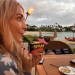 Jennifer Finnigan Instagram - Yup, I’m drinking a Mai Tai in a Spam can. And it’s delicious. Aloha #hawaii 🥰🌸🌺