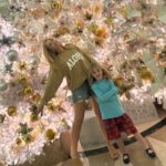 Jennifer Finnigan Instagram - Really nailed these Xmas tree shots…..until the next day when she was OVERRRR ITTTTT ➡️➡️ #aloha #melekalikimaka #holidayspirit #momyouresoembarrassing Four Seasons Resort O‘ahu at Ko Olina