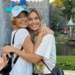 Jennifer Finnigan Instagram - Some days and some people are like food for the soul….this was one of them. A day at @disneyland with my fam and dear friends was pure joy🩷 In these dark, difficult times, I don’t take any of these moments for granted!!! EJ was in heaven—her first time at Disney! Thanks for the BEST day, sweet soul sister @samschacher and @markusbiren Love you guys!! Love that our kids love each other too!!!! @jonnysilverman 🩷🩷 Disneyland/Califonia Adventure