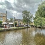 Jennifer Finnigan Instagram - Swan (ok goose) Selfie!!!!! And a bunch of postcard background pics….and more goose. #cotswolds you’re pretty as a picture (or many, many pictures)😍🇬🇧 #uk #bourtononthewater #slaughters Bourton-On-The-Water, Cotswold