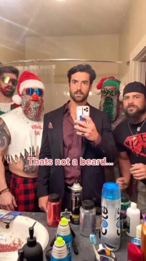 Jennings Brower Instagram - No Shave November Throwback🧔🏻‍♂️⏰ #noshavenovember #throwback #beard #christmasbeard