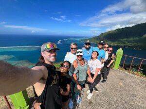 Jennings Brower Instagram - Maruuru, Moorea❤️🏝️🎄